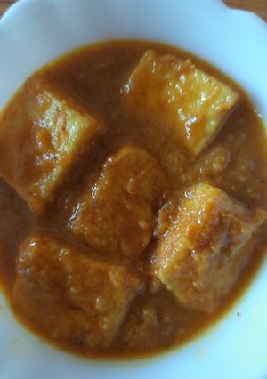 A picture of Paneer butter masala.