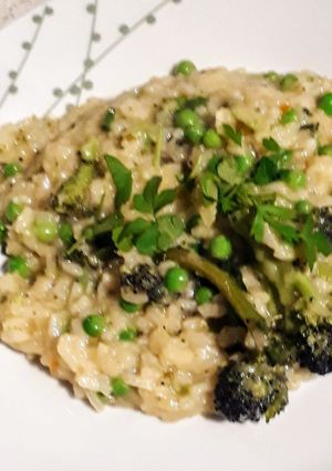 A picture of Pea and broccoli risotto.