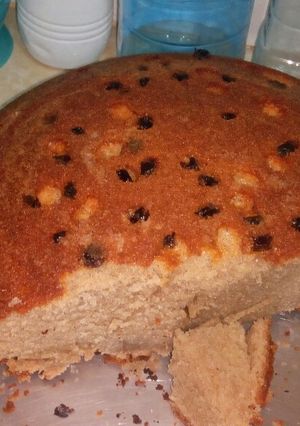 A picture of Raisin & Cinnamon Cake.