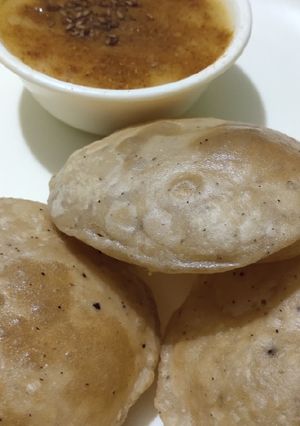 A picture of Poori.