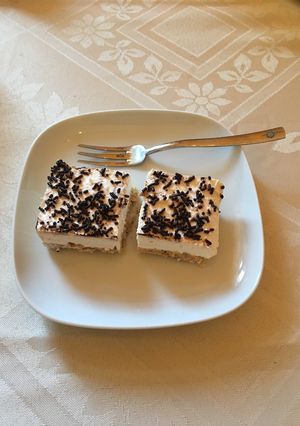 Diós tejszínes szelet sütés nélkül 🍰 recept fotója