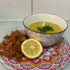 A picture of Lentil soup.