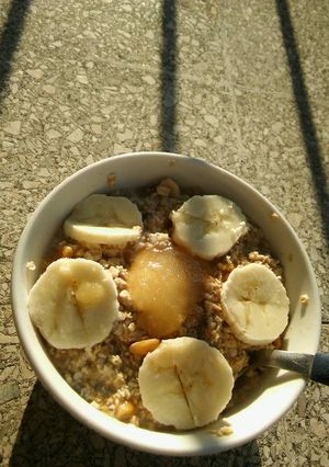 Una foto de AVENA De banana 🍌🍚