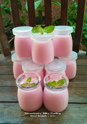 Foto resep Strawberry Silky Puding 18.01.2020