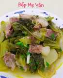 Thịt heo kho dưa cải chua