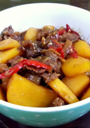 Foto resep Semur Daging Kentang