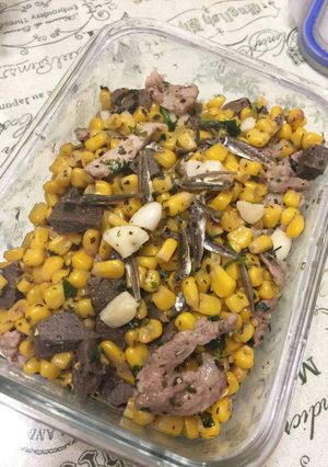 補鈣食譜～～小魚乾炒豬肝玉米粒 的食譜成品照片