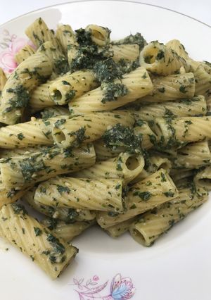 A picture of Carrot top pesto.