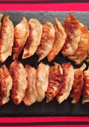 Una foto de Gyozas