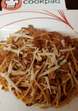 A picture of Spaghetti Bolognaise. 😀.