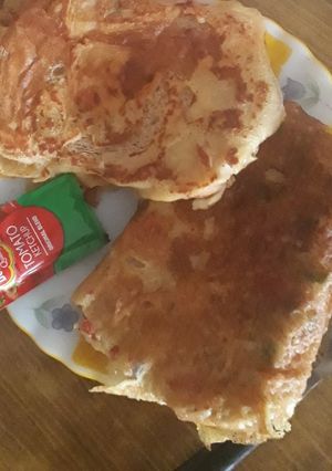 A picture of Veg/eggless bread omelette.