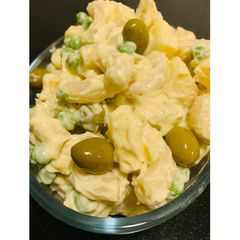 A picture of Macaroni creamy Salad.