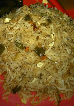 A picture of এগ ফ্রাইডরাইস.