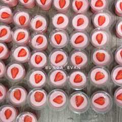 รูปของ Silky Pudding Strawberry