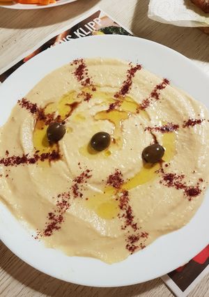 صورة لوصفة حمص بالطحينة