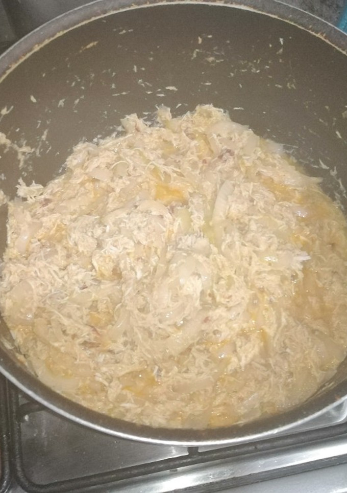 Una foto de Tostadas de tinga de pollo