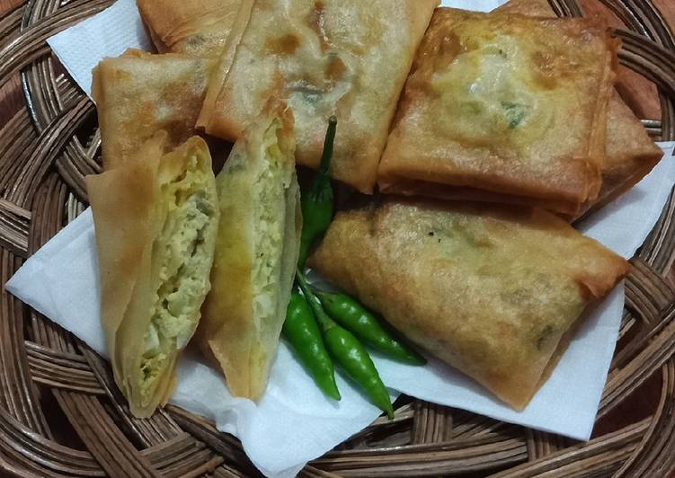 Martabak telur mini