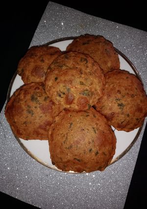 मेथी पूरी (Methi Puri recipe in Hindi) रेसिपी मुख्य फोटो