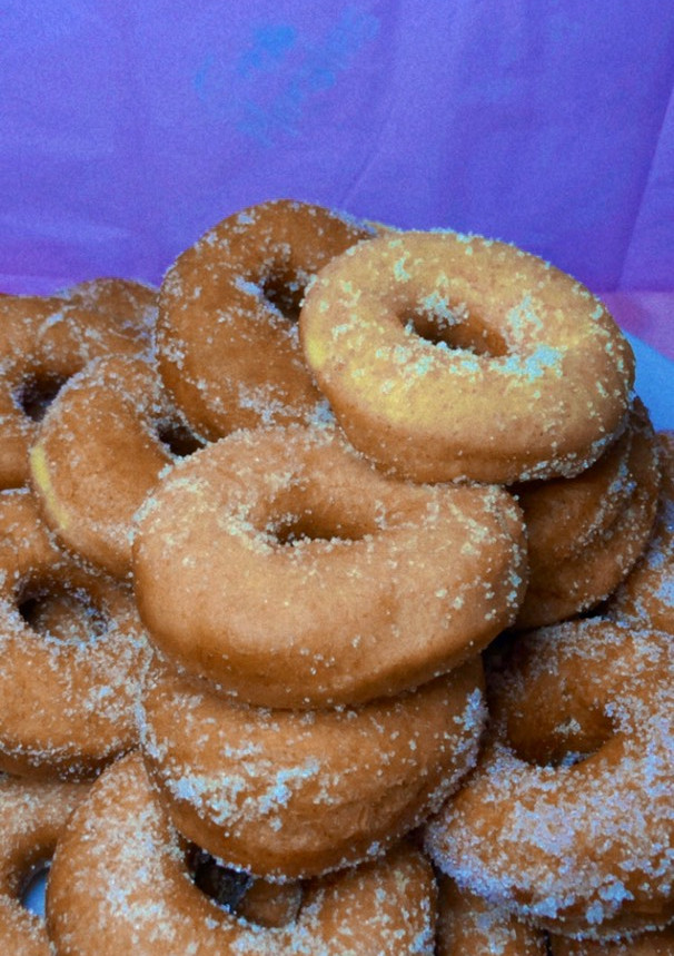 Una foto de Donas azucaradas 🍩
