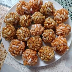 A picture of Murmure laddu.