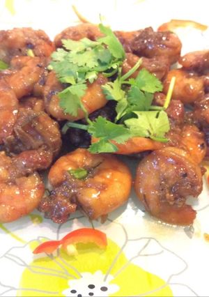 Hình của món Tôm kho chua ngọt.