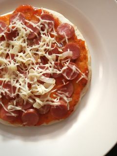 Foto resep Thin Crust Pizza (takaran sendok)