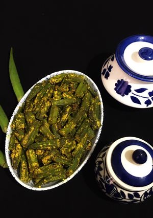 A picture of Bhindi in Mustard Paste.