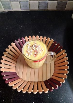 * மாம்பழ ஸ்மூத்தி *(mango smoothi recipe in tamil) செய்முறை முக்கிய புகைப்படம்