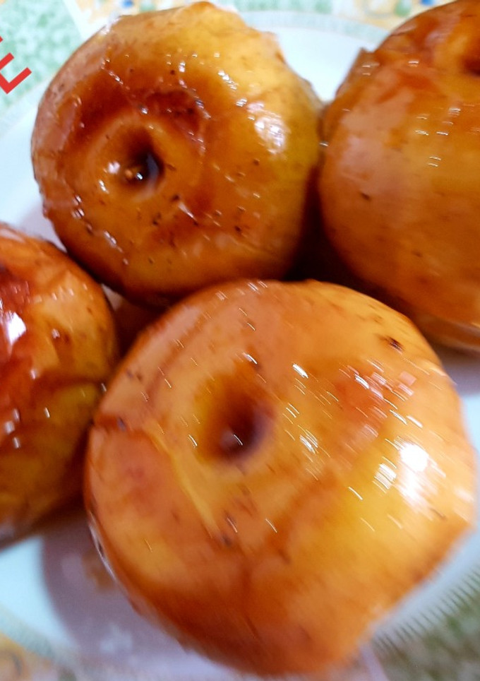 Una foto de Manzanas asadas para guarnición