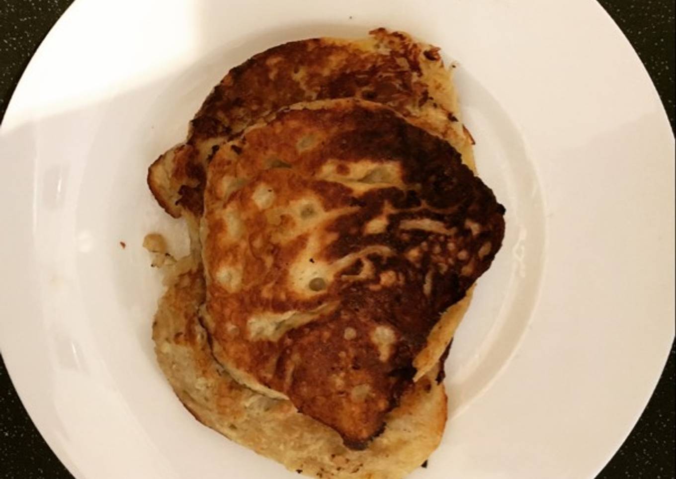 Healthy banana pancakes
