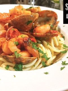 Una foto de Spaguetti Ai Frutti di Mare