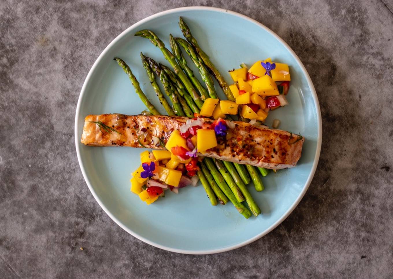 Glazed salmon with Thai style mango and strawberry salsa