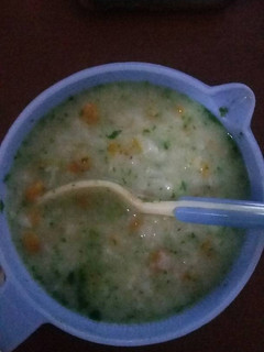 Foto resep Mpasi 9+, nasi tim wortel brokoli