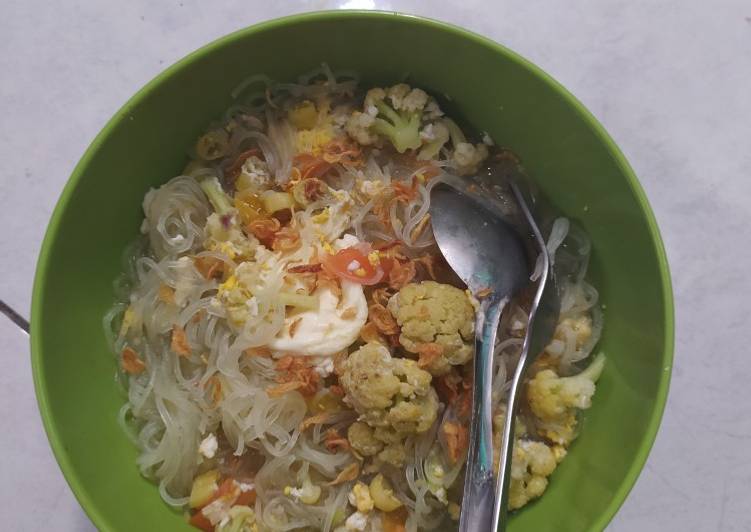 Resep Mie Kuah Bihun oleh @dapor_ yuni S - Cookpad