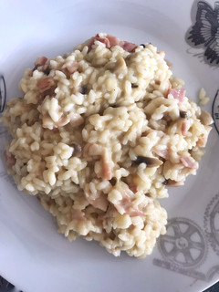 Una foto de Risotto de champiñón y bacon