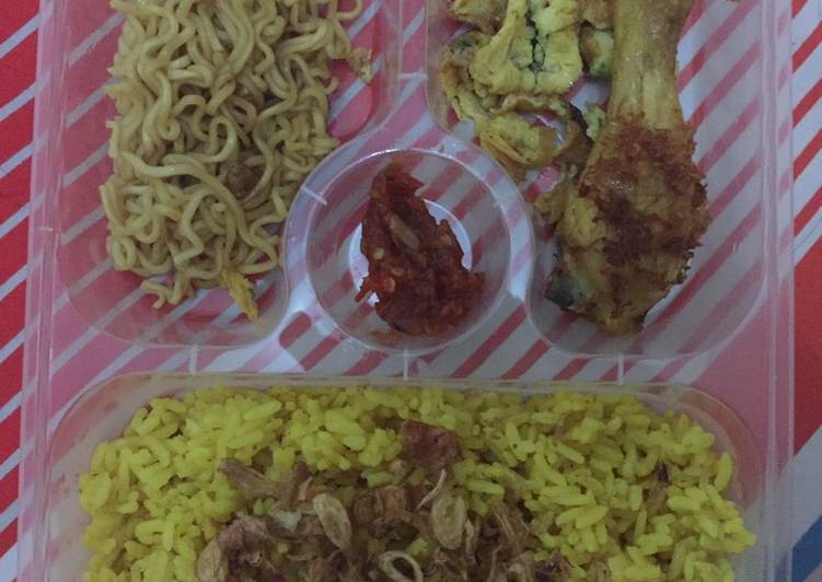 Lagi Viral Resep Nasi Kuning yang Bisa Manjain Lidah