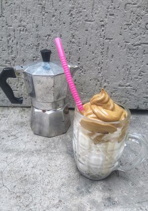 A picture of Dalgona Coffee.