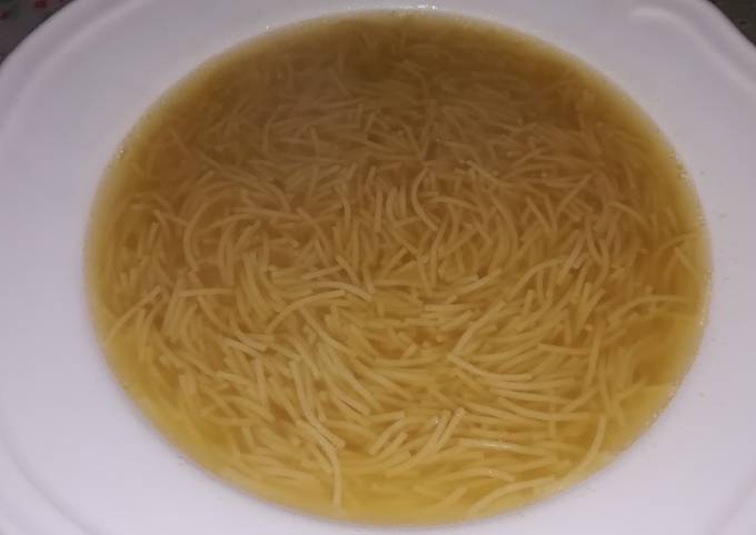 Sopa de fideos integrales con caldo de vainas Receta de Mar- Cookpad