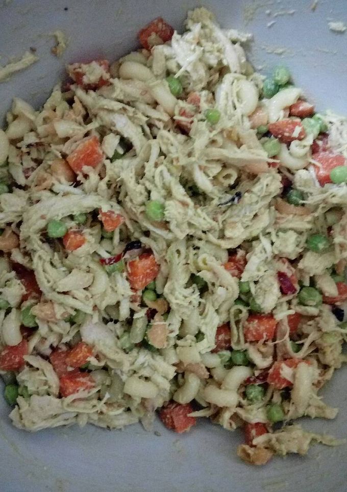 Una foto de Ensalada rusa con mayonesa de aguacate