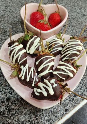 A picture of Chocolate strawberry.