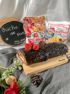Foto resep Yule Log Cake (Gluten Free)