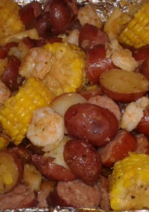 A picture of Oven Shrimp Boil.