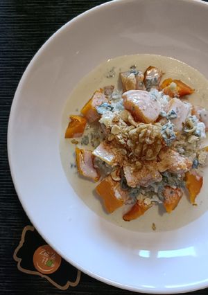 Une photo de 🍁Butternut sauce Roquefort