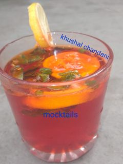 रोज़ माॅकटेल(Rose mocktail recipe in Hindi) रेसिपी मुख्य फोटो