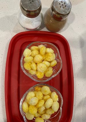જુવારના મમરા (Jowar Mamara Recipe In Gujarati) રેસીપી મુખ્ય ફોટો