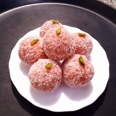 A picture of Two Ingredients Nariyal Laddu.