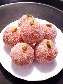 A picture of Two Ingredients Nariyal Laddu.
