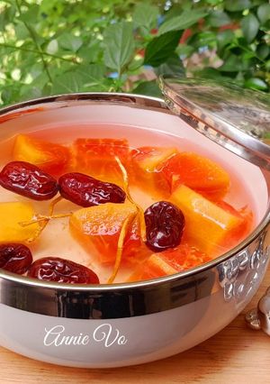 Hình của món Đu đủ tiềm đông trùng hạ thảo.