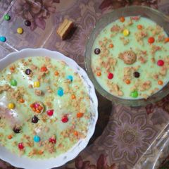 A picture of Cake Custard for Kinder PartY 🎉.