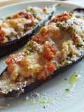Berenjenas rellenas de carne de canelón con tomate y pesto